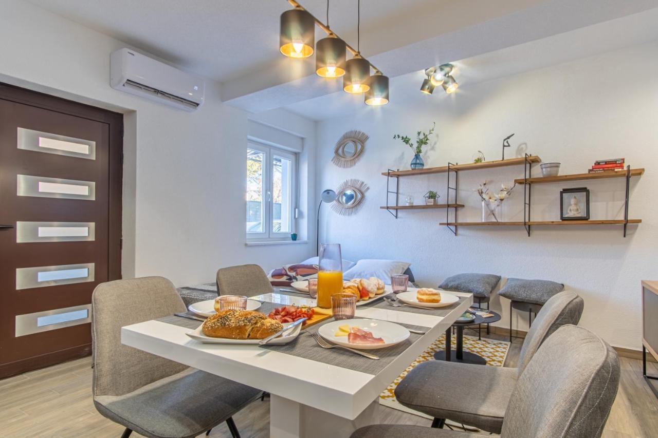 Su Casa - At Kastela Oldtown 아파트 외부 사진